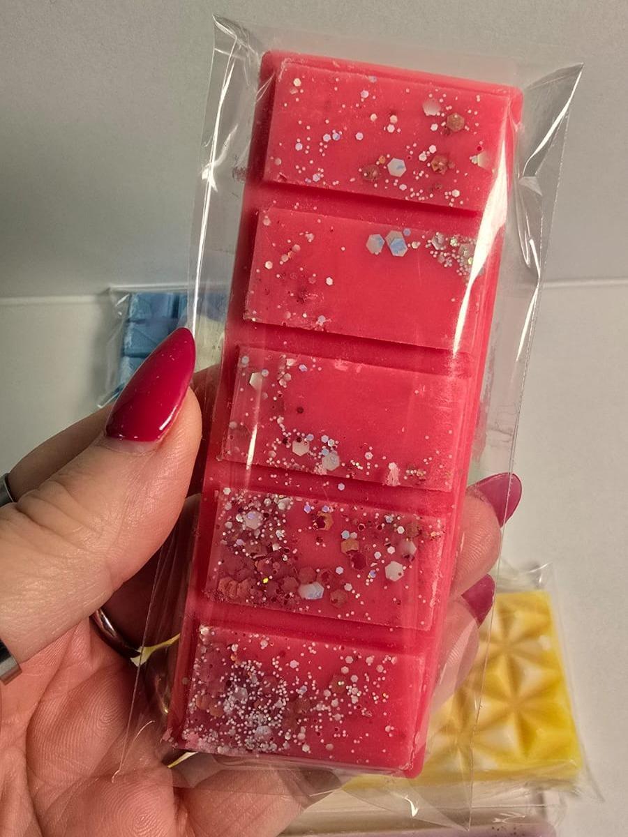 Strong Scented Wax Melt selection Box Long Lasting Home Aroma Fragrance 5 Full sized Bars and FREE Mini Bar Best seller scents from our Perfume, Fresh, Fruity and Floral melts