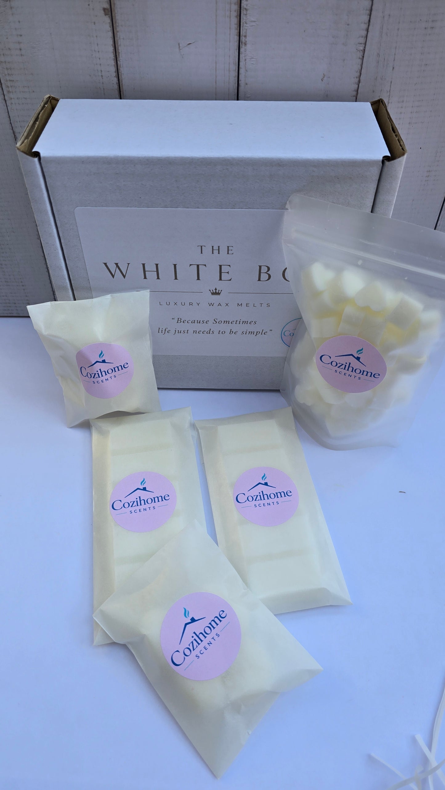 The white box, Fresh Linen scented variety wax melt selection box of aesthetically off white clean crisp melts
